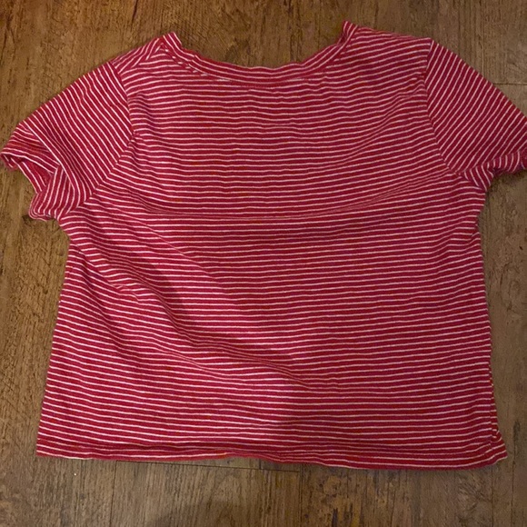 NWOT Hollister Red and White Striped Crop Top - Picture 4 of 4